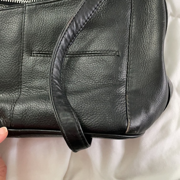 Black leather crossbody purse tote - Picture 5 of 5